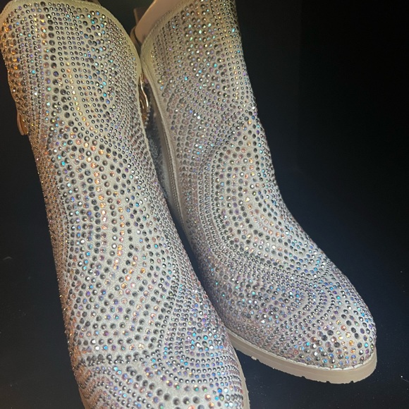 NWT bling bling booties - Picture 9 of 9